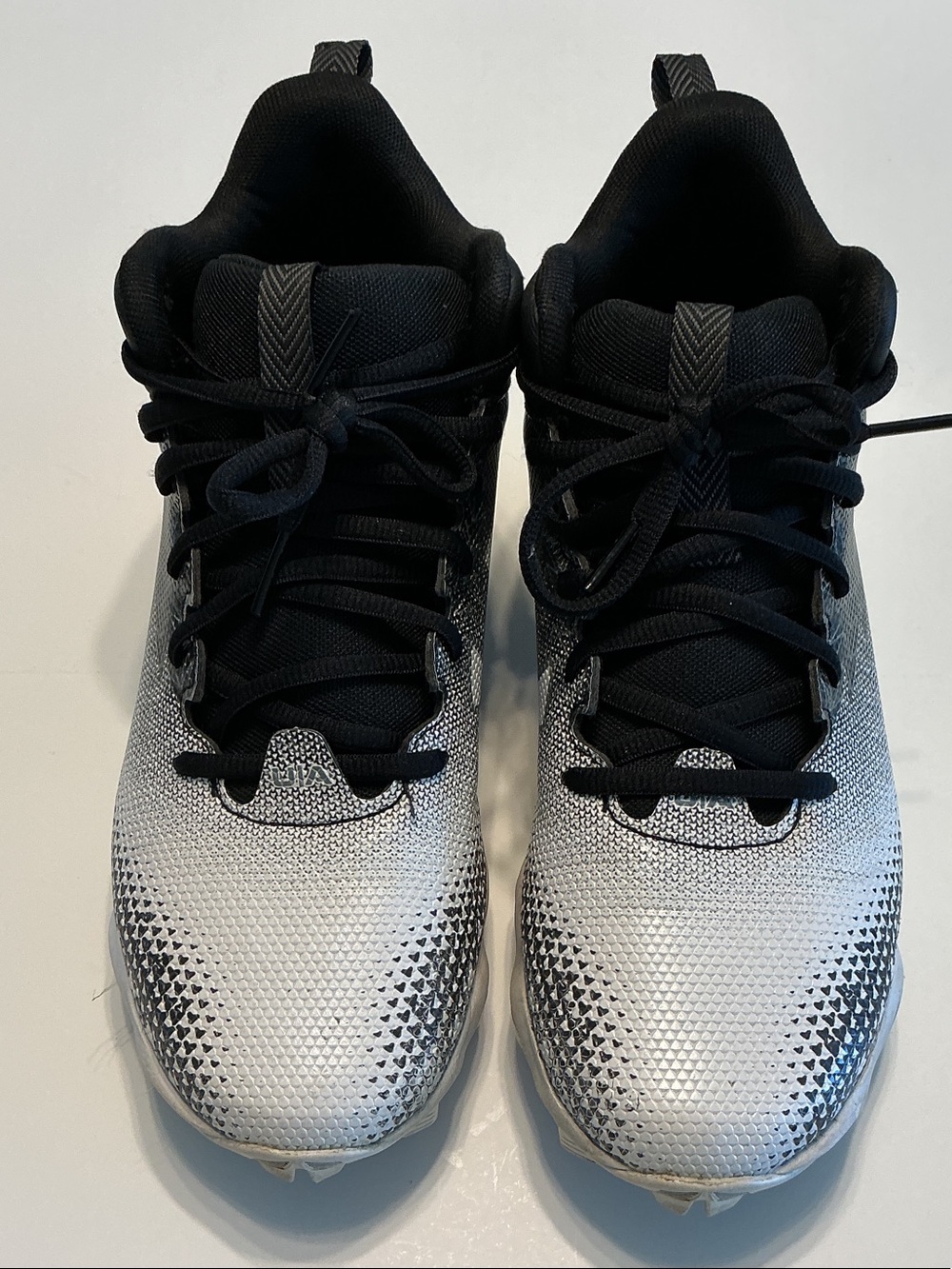 Under Armour Spotlight Football/Baseball Cleats Sz 6.5